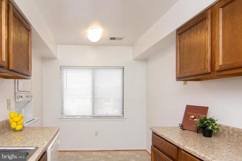 4230 Crystal Ct #3D, Hampstead, MD 21074 photo 7