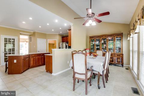 5620 Compton Ln, Eldersburg, MD 21784 photo 15