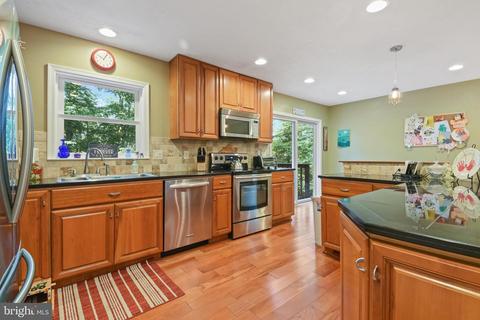 2723 Aspen Dr, Hampstead, MD 21074 photo 5