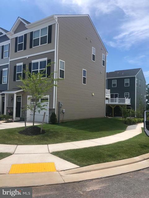 7 Jack St, Taneytown, MD 21787 photo 2