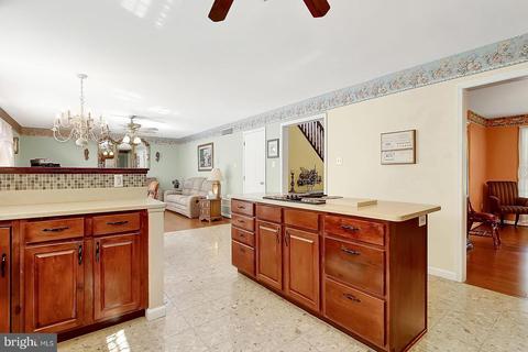 4030 Back Woods Rd, Westminster, MD 21158 photo 24