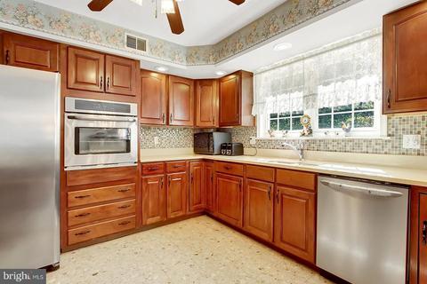 4030 Back Woods Rd, Westminster, MD 21158 photo 22