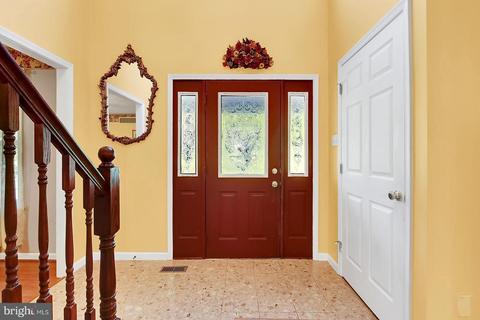 4030 Back Woods Rd, Westminster, MD 21158 photo 9