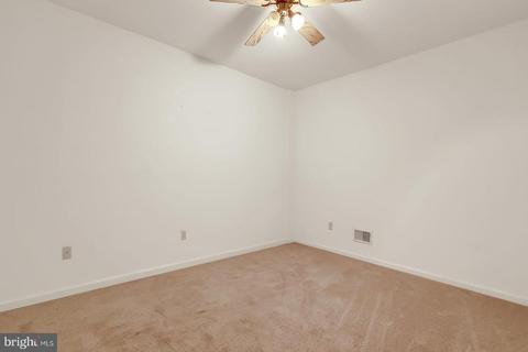 4030 Back Woods Rd, Westminster, MD 21158 photo 42