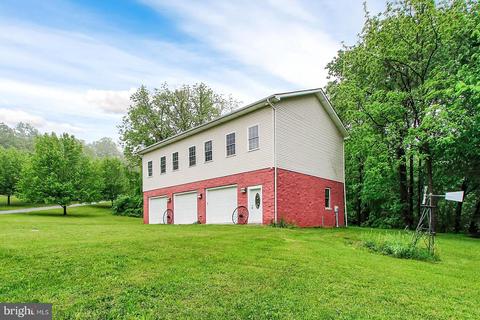 4030 Back Woods Rd, Westminster, MD 21158 photo 6