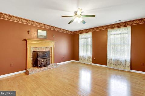 4030 Back Woods Rd, Westminster, MD 21158 photo 34