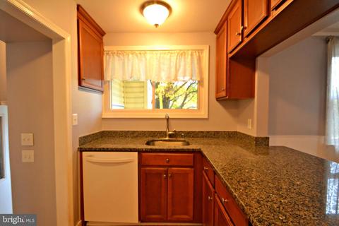 625 Lucabaugh Mill Rd, Westminster, MD 21157 photo 7