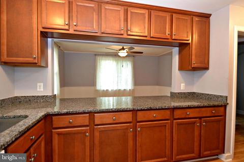 625 Lucabaugh Mill Rd, Westminster, MD 21157 photo 5