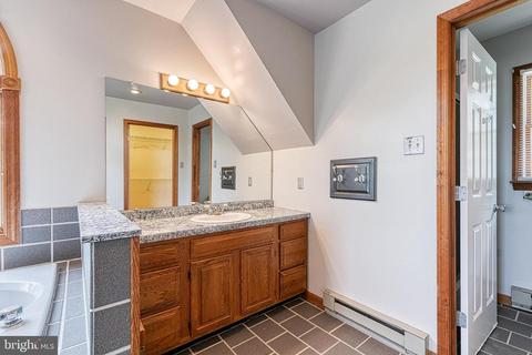 655 Geneva Dr, Westminster, MD 21157 photo 23