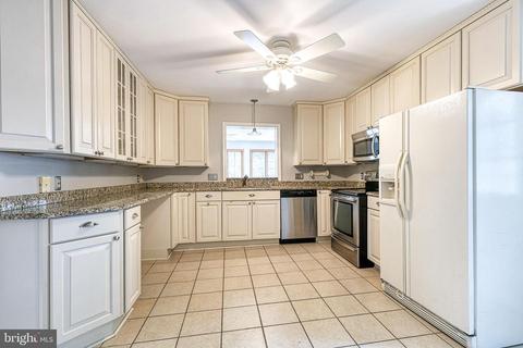 655 Geneva Dr, Westminster, MD 21157 photo 15