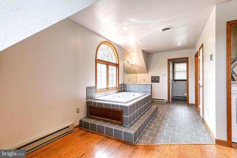 655 Geneva Dr, Westminster, MD 21157 photo 22