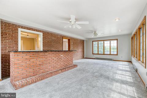 655 Geneva Dr, Westminster, MD 21157 photo 13