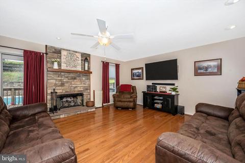 1107 Mint Ter, Westminster, MD 21157 photo 5
