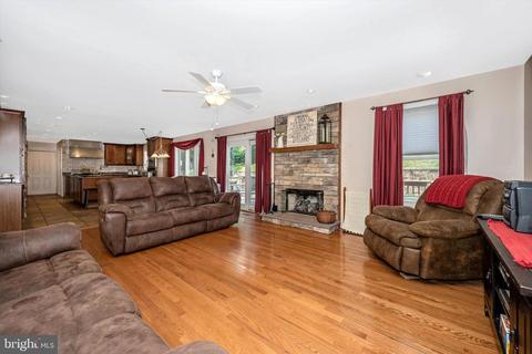 1107 Mint Ter, Westminster, MD 21157 photo 6