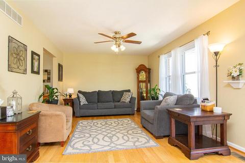 48 Falling Leaf Ct, Westminster, MD 21157 photo 3