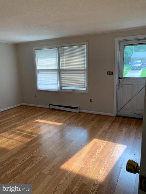 18 Sullivan Rd, Westminster, MD 21157 photo 3