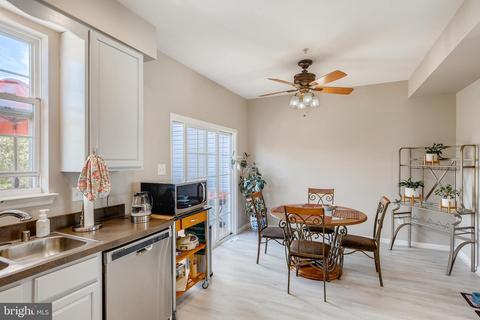 1762 Upper Forde Ln, Hampstead, MD 21074 photo 9