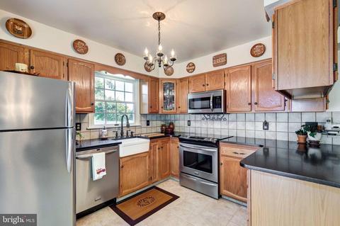 330 Hideaway Dr, Westminster, MD 21157 photo 32