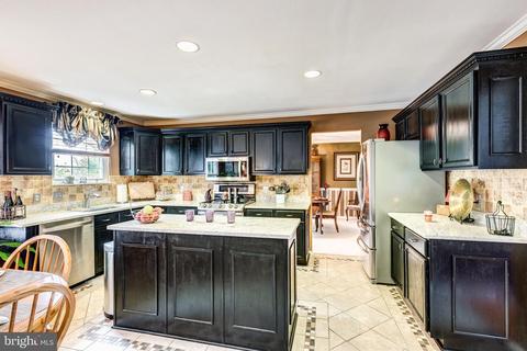 930 Burning Tree Ct, Westminster, MD 21158 photo 17