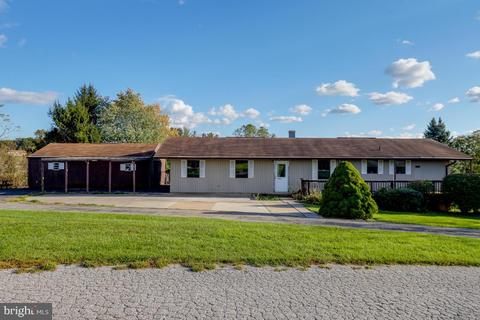 2693 Hanover Pike, Hampstead, MD 21074 photo 2