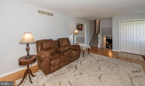 2211 Timothy Dr, Westminster, MD 21157 photo 12