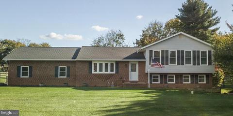 2211 Timothy Dr, Westminster, MD 21157 photo 1