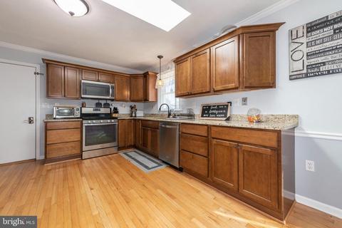 2211 Timothy Dr, Westminster, MD 21157 photo 8