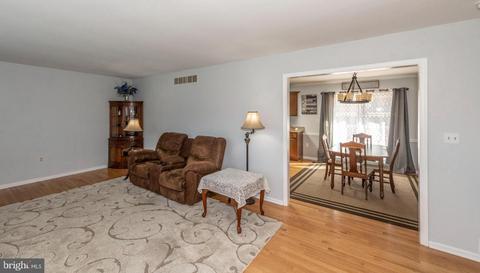 2211 Timothy Dr, Westminster, MD 21157 photo 14