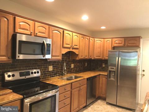 983 Eckard Ct, Westminster, MD 21158 photo 4