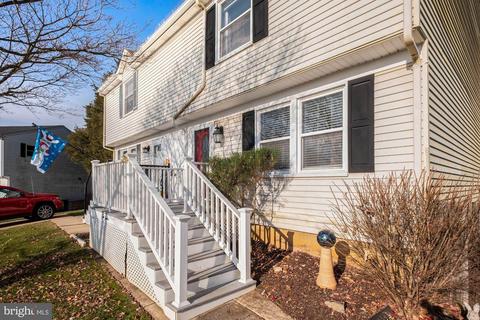 1012 Foxcroft Ct, Westminster, MD 21157 photo 3