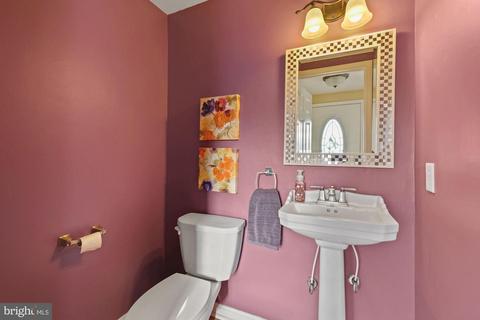 1012 Foxcroft Ct, Westminster, MD 21157 photo 6