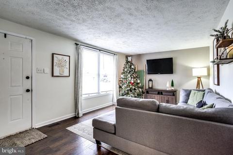 79 Palmsetta Ct, Westminster, MD 21157 photo 3
