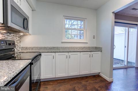 389 Logan Dr, Westminster, MD 21157 photo 10