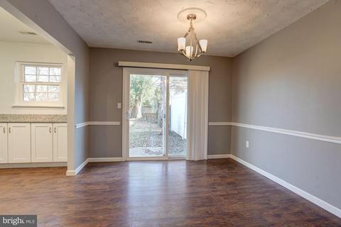 389 Logan Dr, Westminster, MD 21157 photo 6