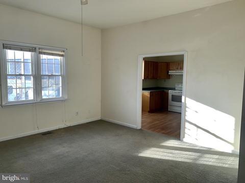 902 S Main St, Hampstead, MD 21074 photo 7