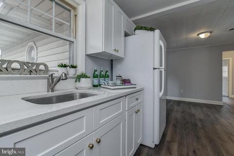 744 David Ave, Westminster, MD 21157 photo 7