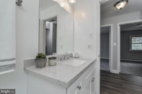 744 David Ave, Westminster, MD 21157 photo 18