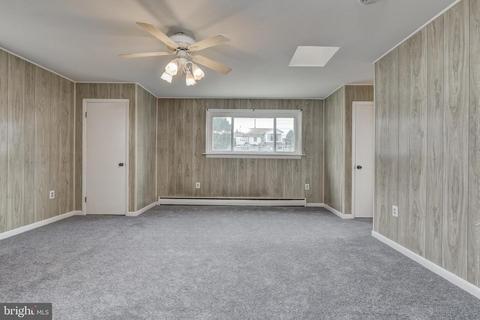 744 David Ave, Westminster, MD 21157 photo 9