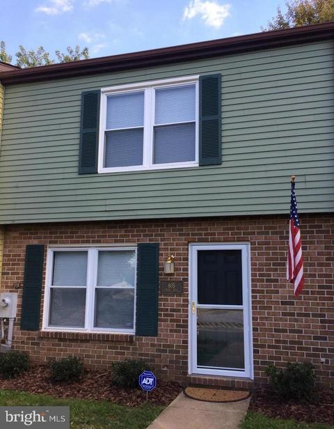 805 Ewing Dr, Westminster, MD 21158 photo 1