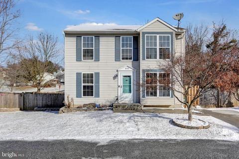 800 Trophy Dr, Hampstead, MD 21074 photo 1