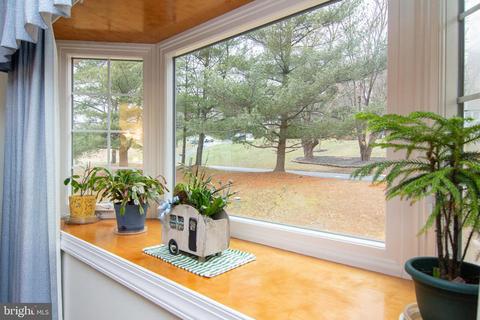 203 Opal Ave, Westminster, MD 21157 photo 8