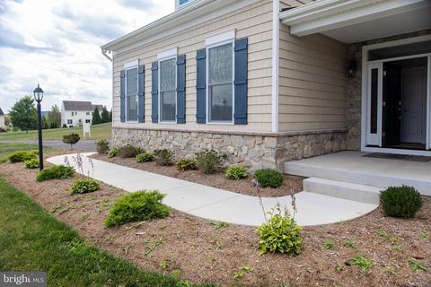 561 Lemmon Rd, Westminster, MD 21157 photo 3