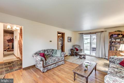 1737 Brodbeck Rd, Hampstead, MD 21074 photo 10