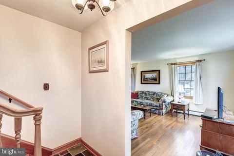 1737 Brodbeck Rd, Hampstead, MD 21074 photo 8