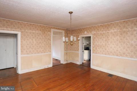 14 E Green St, Westminster, MD 21157 photo 6