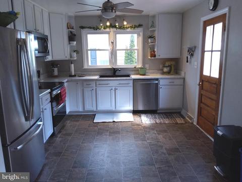 95 Bond St, Westminster, MD 21157 photo 12