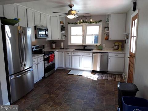 95 Bond St, Westminster, MD 21157 photo 10
