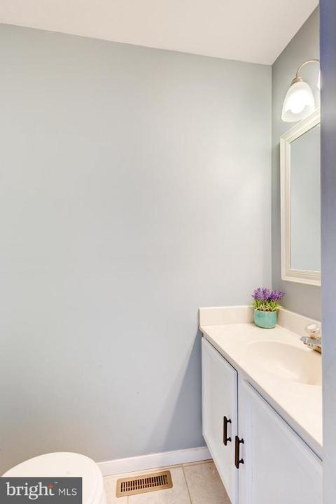 322 Logan Dr, Westminster, MD 21157 photo 6