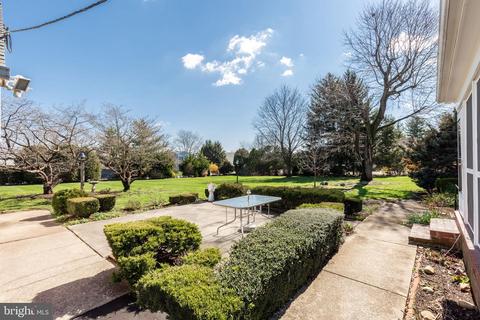 413 E Baltimore St, Taneytown, MD 21787 photo 33