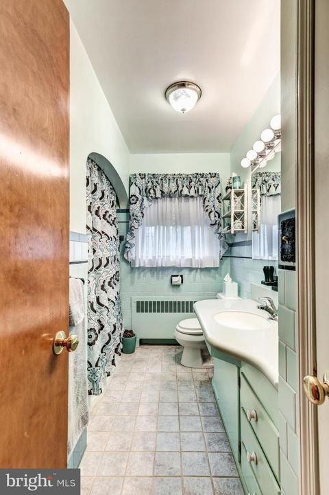 413 E Baltimore St, Taneytown, MD 21787 photo 28